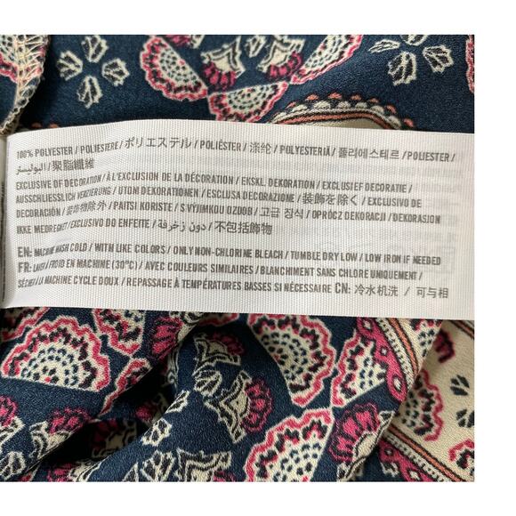 Abercrombie & Fitch Boho Top Women M Red Black Medallion Cottagecore Bell Sleeve - Picture 6 of 10